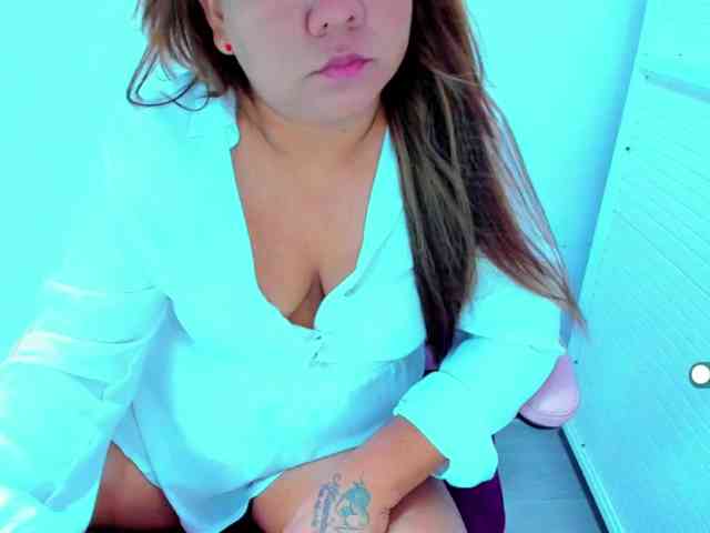 VictoriaLove webcam