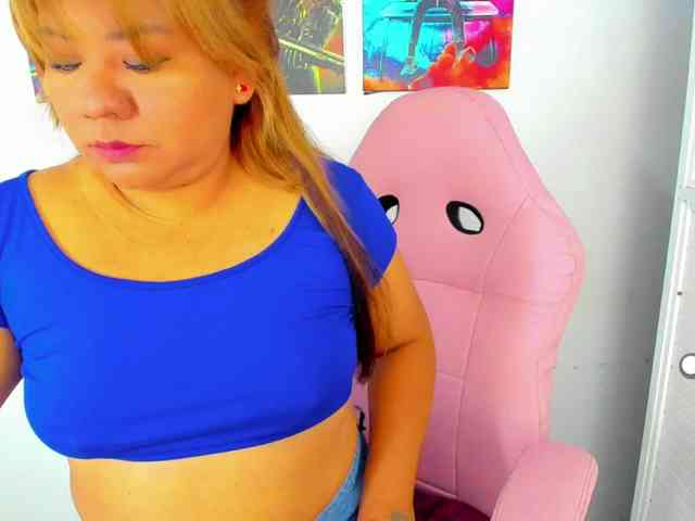 VictoriaLove webcam