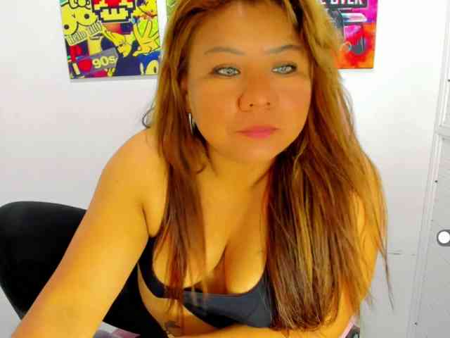 VictoriaLove webcam