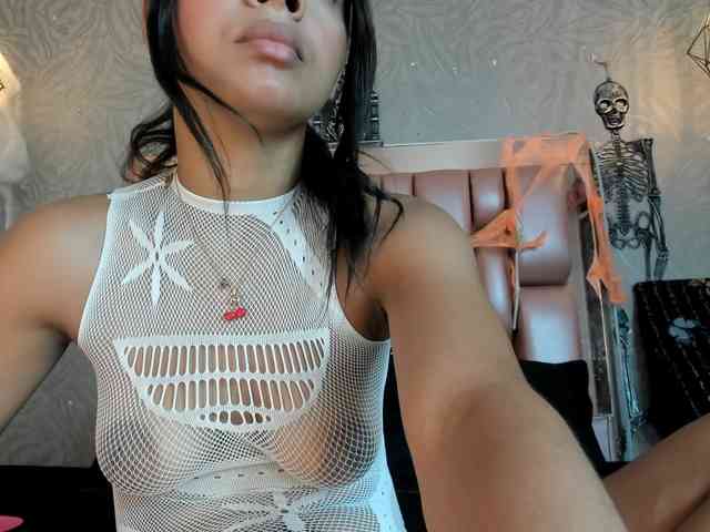 KOURTNEY- webcam