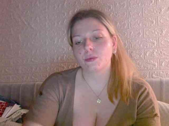 BritneyBlond webcam