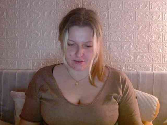 BritneyBlond webcam