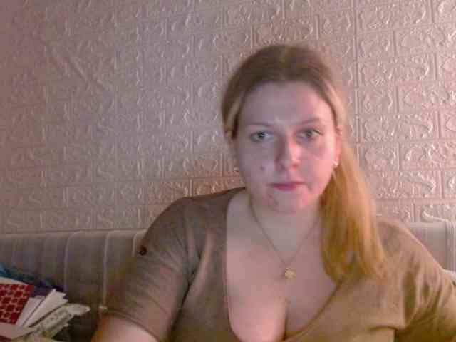 BritneyBlond webcam
