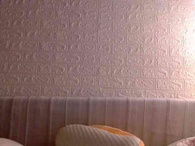 BritneyBlond webcam