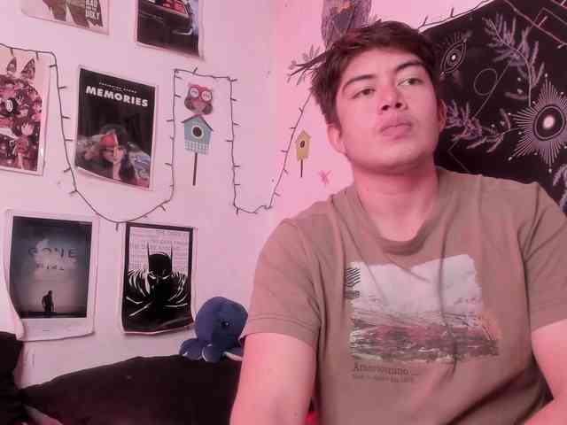 HotHoneyChile webcam