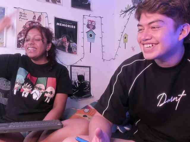 HotHoneyChile webcam