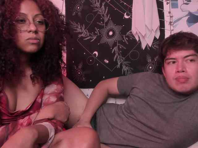 HotHoneyChile webcam