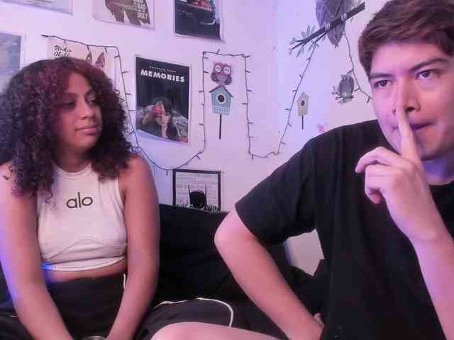 HotHoneyChile webcam