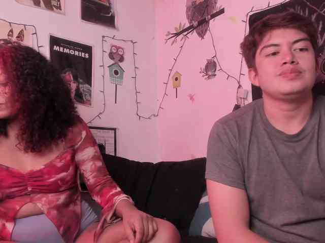 HotHoneyChile webcam