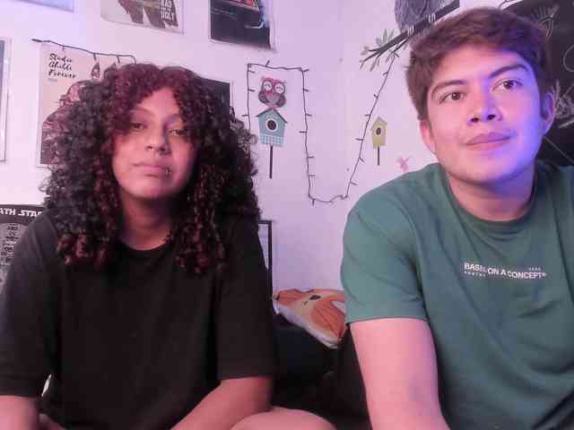 HotHoneyChile webcam