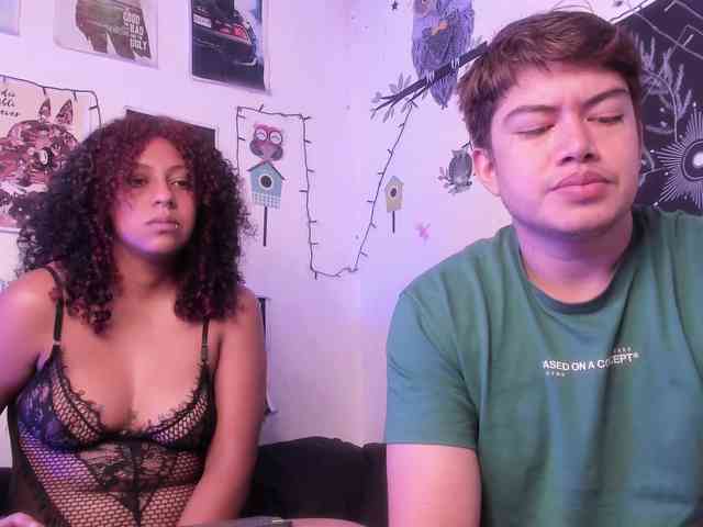 HotHoneyChile webcam