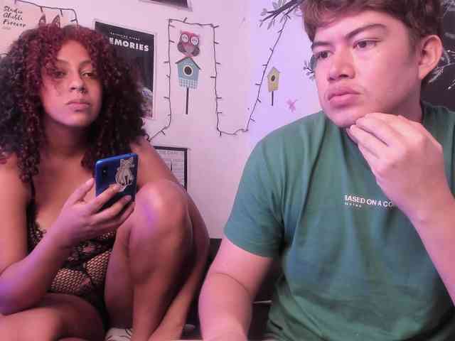 HotHoneyChile webcam
