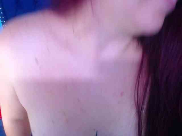 kinky-redhead18 webcam
