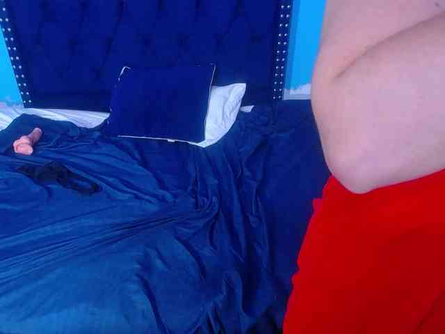 kinky-redhead18 webcam