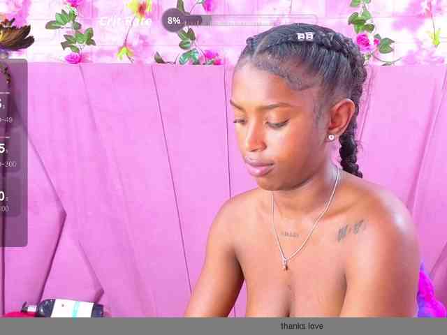 AngeyaPetite webcam
