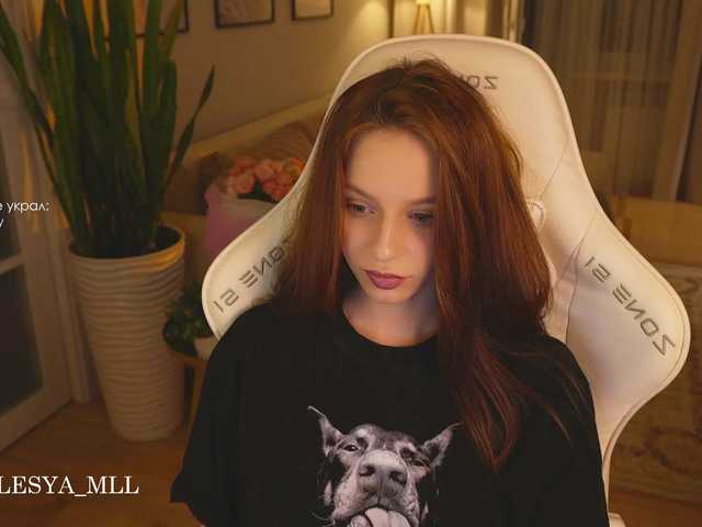 xxx-Molly