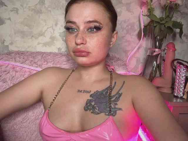 pretttyalice webcam
