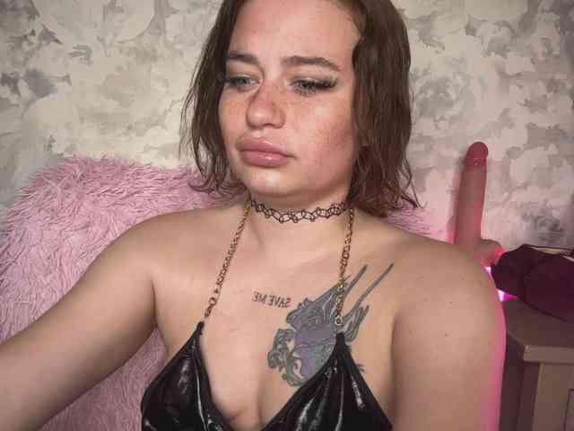pretttyalice webcam