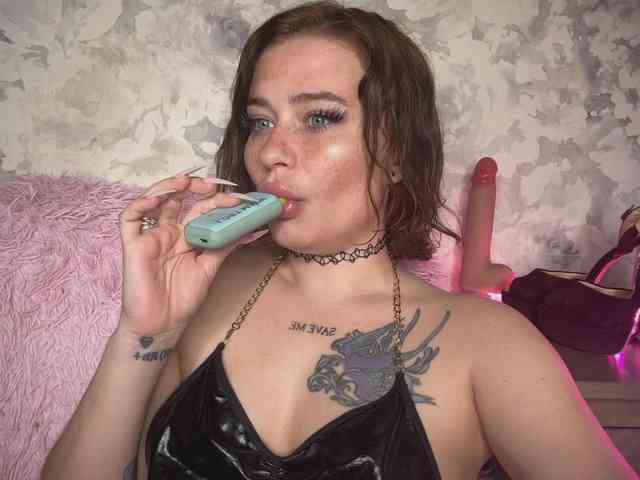 pretttyalice webcam