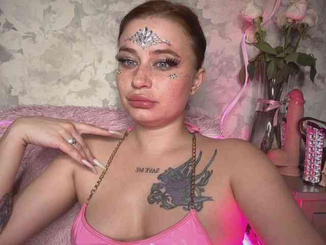 pretttyalice webcam