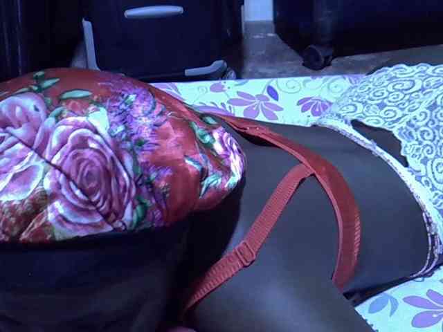 alora-skylar webcam