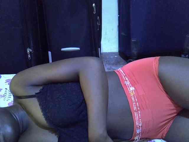 alora-skylar webcam