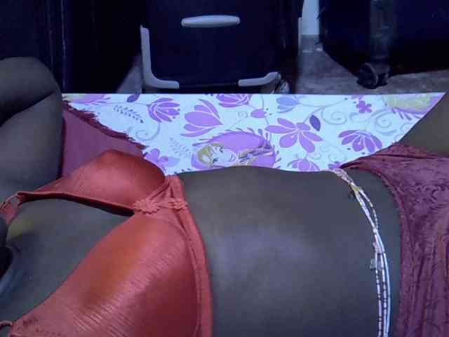 alora-skylar webcam