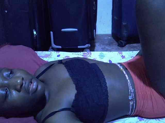 alora-skylar webcam