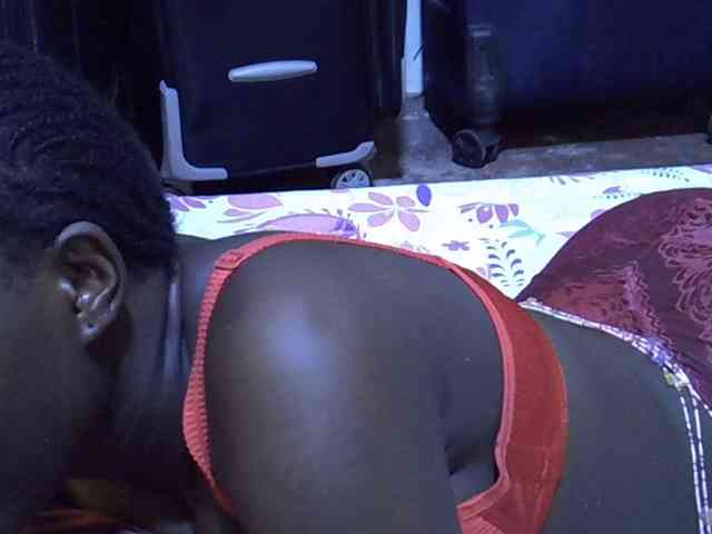 alora-skylar webcam