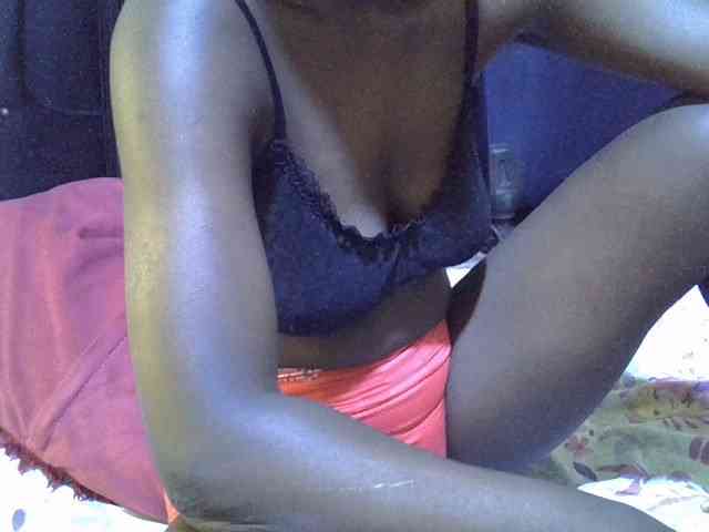 alora-skylar webcam
