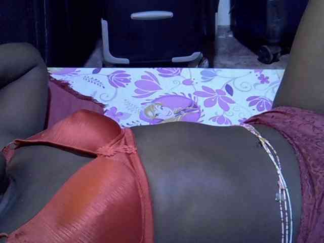alora-skylar webcam