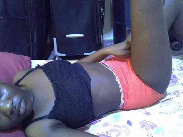 alora-skylar webcam