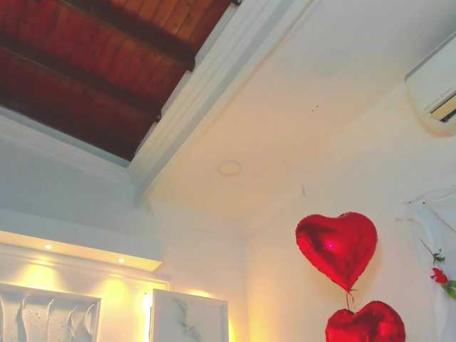 abril-tounson webcam