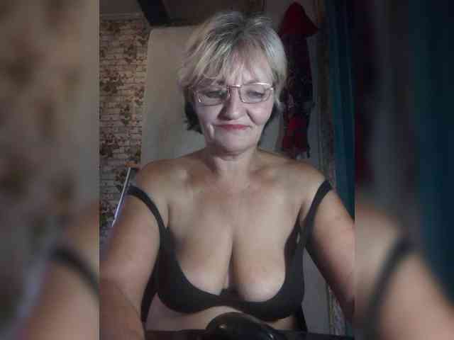 NikaGold45 webcam