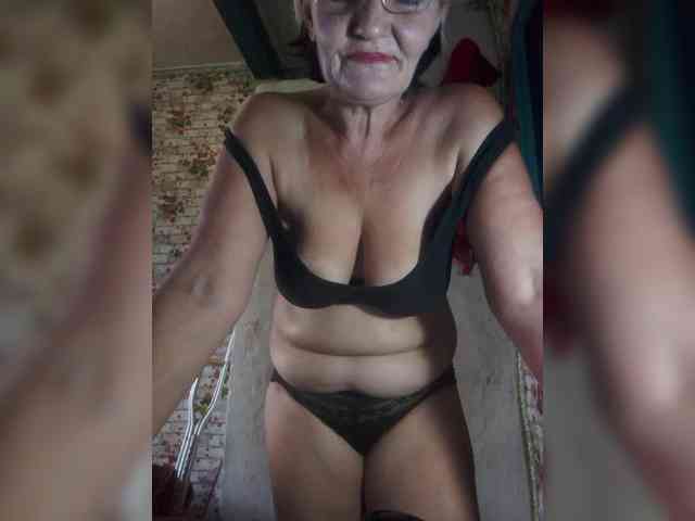 NikaGold45 webcam