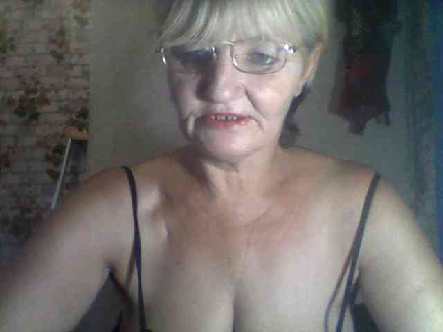 NikaGold45 webcam