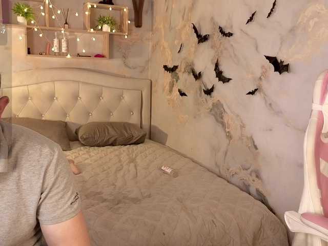 go to chat with Kristallik-1