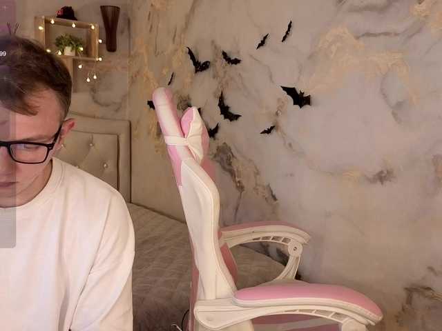 Vai a chattare su Kristallik-1 Kristallik-1