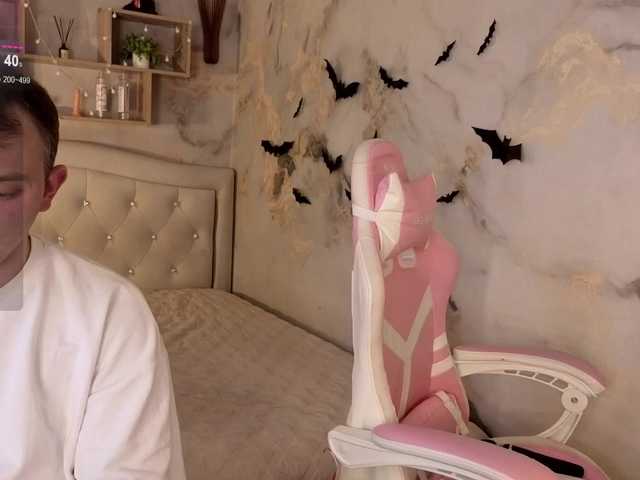 Entra en el chat con el modelo Kristallik-1 Kristallik-1