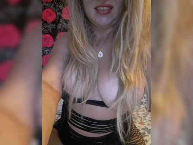 Sexynomad01 webcam