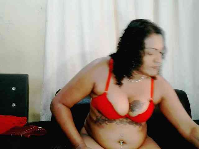 IndianFireBallXXx webcam