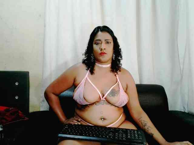 IndianFireBallXXx webcam