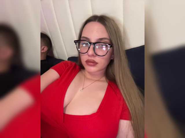 Cris_Mi webcam