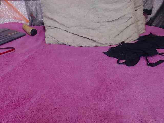 KataleyaStiward webcam