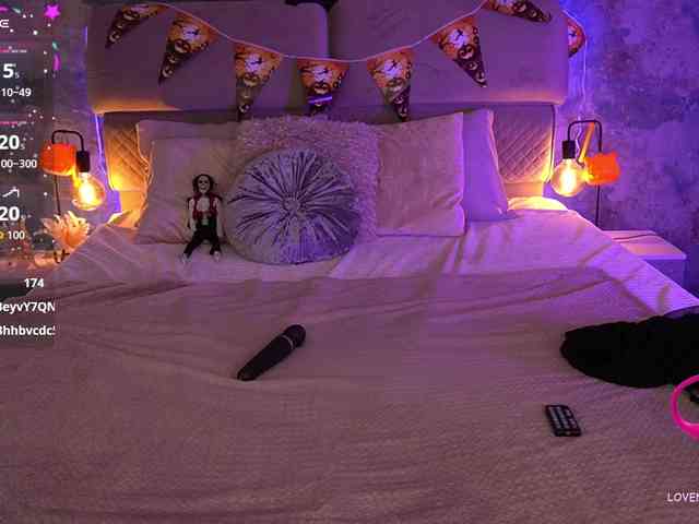 KiraRoxx webcam