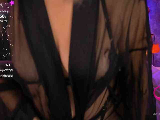 KiraRoxx webcam