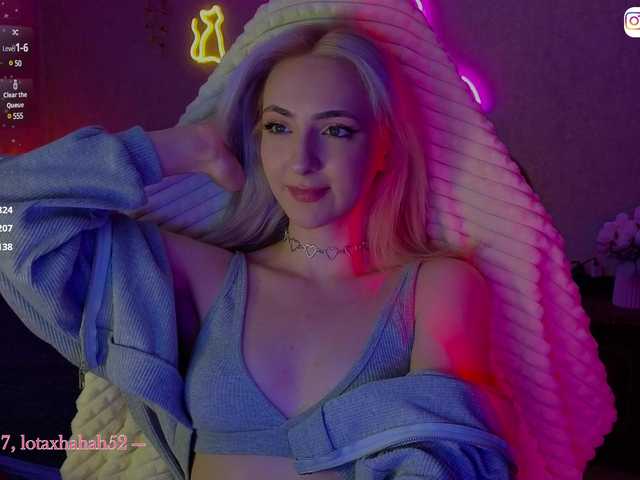 LollyGirlMoon