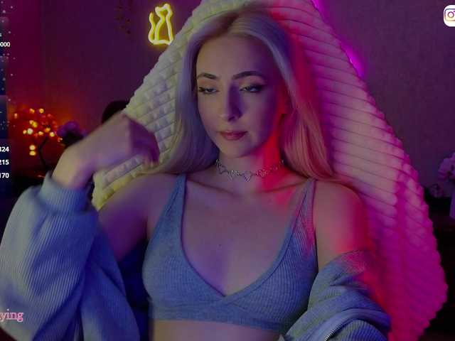 LollyGirlMoon