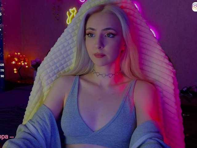 LollyGirlMoon