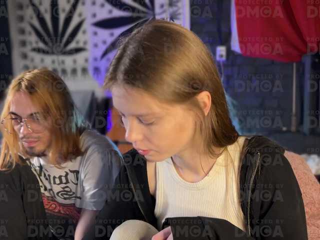 Рунетки: дрочит лесбиянка дома, секс чат бесплатно